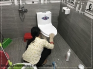 Loại bỏ mùi hôi nhà vệ sinh lâu dài như thế nào bạn biết chưa