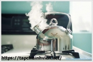 Hướng dẫn cách thông bồn cầu bị tắc bằng nước nóng