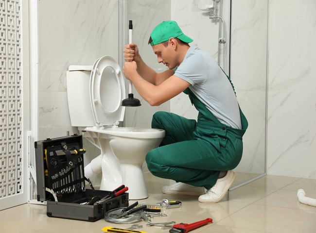 Thông cống nghẹt quận Bình Tân giá rẻ Quốc Hùng chất lượng vượt trội