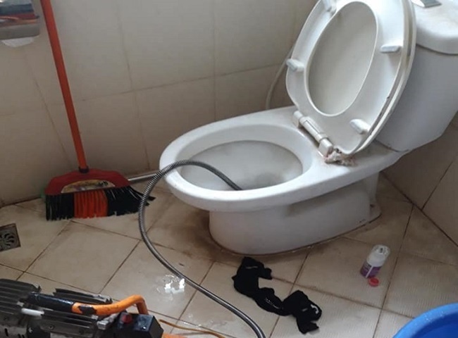 Th&ocirc;ng bồn cầu quận T&acirc;n B&igrave;nh gi&aacute; rẻ ưu đ&atilde;i