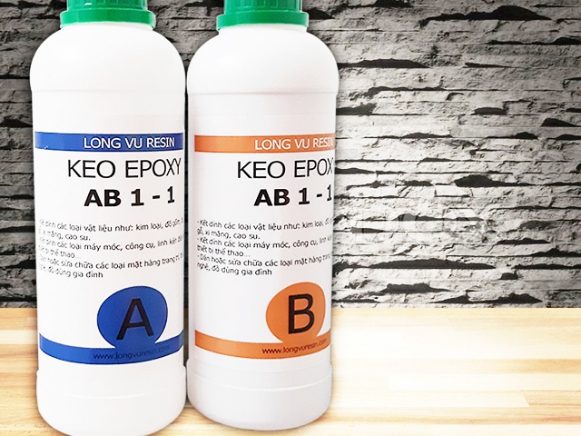 Xử lý bồn cầu bị nứt bằng keo Epoxy