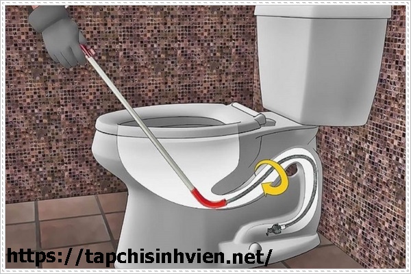 c&aacute;ch th&ocirc;ng bồn cầu ngồi xổm hiệu quả