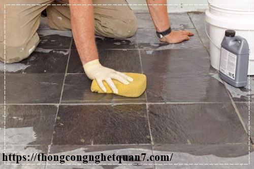 c&aacute;ch l&agrave;m sạch nền nh&agrave; vệ sinh
