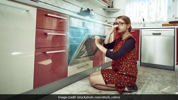 Mẹo khử mùi khói trong phòng hiệu quả