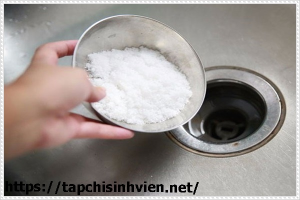 Cách thông cống bằng giấm nhanh nhất